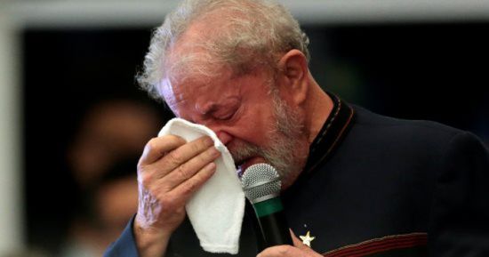 رئيس البرازيل يدخل المستشفى لإجراء عملية جراحية في الفخذ