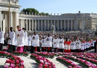 بابا الفاتيكان يعيّن 21 كاردينالاً جديداً لاختيار خليفته