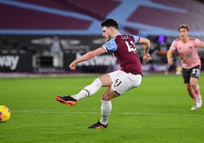 وست هام يهزم شيفيلد بفضل ثنائية في الشوط الأول