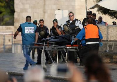 إصابة مستوطن بجروح جراء عملية طعن في القدس