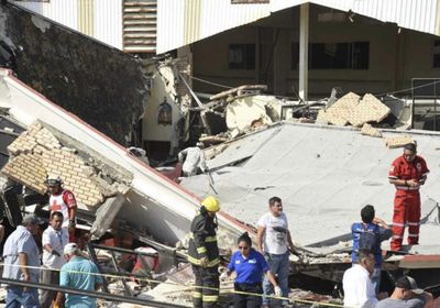 تسعة قتلى على الأقل جراء انهيار سقف كنيسة في شمال شرق المكسيك