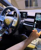 الصين تسعى إلى تعزيز الابتكار في مجال القيادة الذكية للمركبات