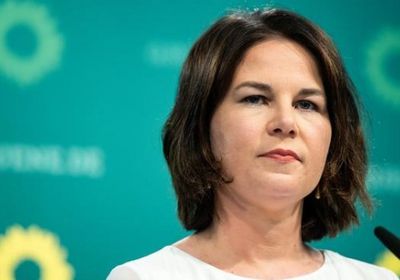 وزيرة الخارجية الألمانية تصل إلى كييف