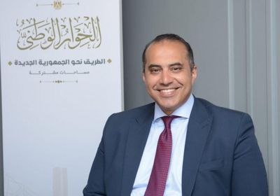 الرئيس المصري يُكلف المستشار محمود فوزي رئيسًا لحملته الانتخابية
