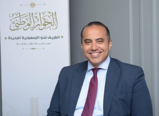 الرئيس المصري يُكلف المستشار محمود فوزي رئيسًا لحملته الانتخابية