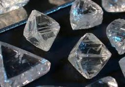 هبوط أسعار الماس الخام لأدنى مستوياته