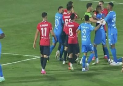 الهلال السعودي يقهر نساجي الإيراني بثلاثية