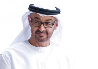 رئيس الإمارات يمنح سفير موزمبيق وسام الاستقلال من الطبقة الأولى