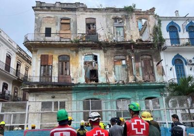 ثلاثة قتلى بينهم عنصرا إطفاء بانهيار مبنى في هافانا