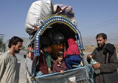باكستان تقرر ترحيل المهاجرين الأفغان غير الشرعيين