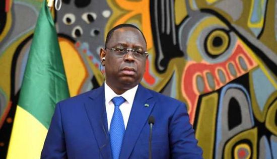 الرئيس السنغالي يحل حكومة بلاده