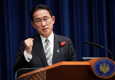 رئيس وزراء اليابان يؤكد ضرورة زيادة الأجور