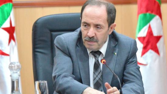 وزير التربية الجزائري ينفي استهداف اللغة بمنع تدريس المناهج