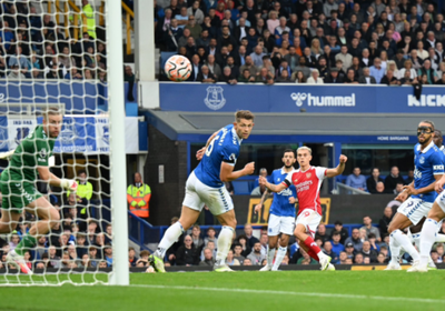 إيفرتون يحقق فوزه الثاني في الدوري الإنجليزي