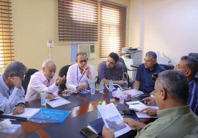 لجنة لمسح مواقع الانهيارات الصخرية في المعلا وصيرة