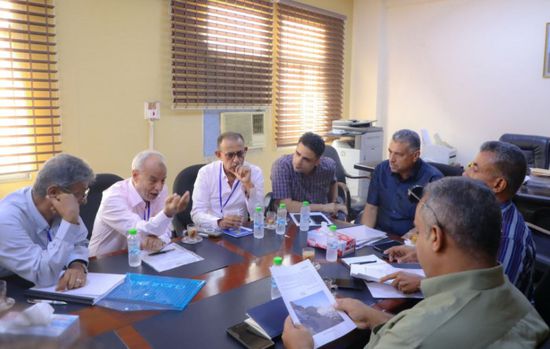 لجنة لمسح مواقع الانهيارات الصخرية في المعلا وصيرة