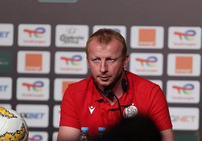 شباب بلوزداد يقيل مدربه فاندنبروك