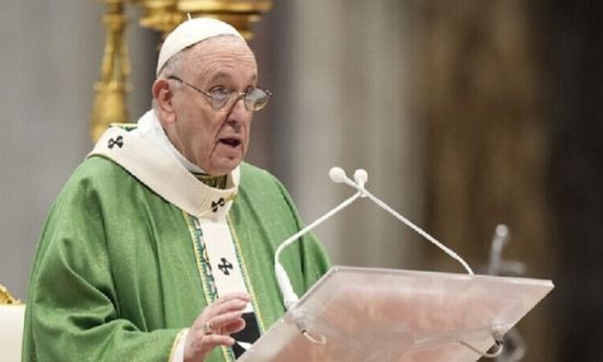 البابا فرنسيس يدعو إلى وقف الهجمات المسلحة في إسرائيل