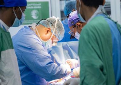 انطلاق برنامج نبض السعودية التطوعي لجراحات القلب بالمكلا