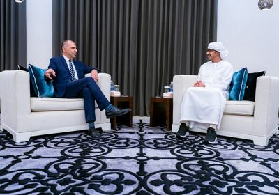 مباحثات إماراتية يونانية في عدة مجالات