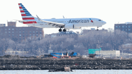 الولايات المتحدة تبحث مع شركات طيران استئناف رحلاتها إلى إسرائيل