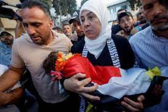 استشهاد طفل فلسطيني في الضفة