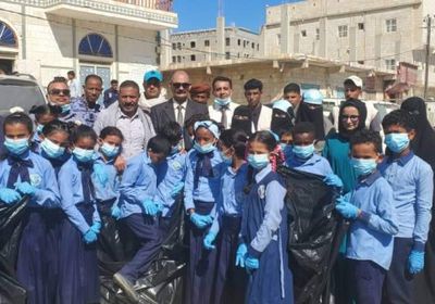 بشعار "لا للقات بعد اليوم".. تدشين حملة نظافة في سقطرى