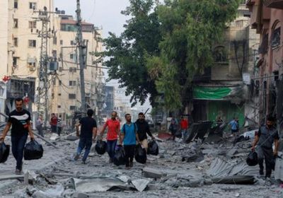 الصحة الفلسطينية: نحو نصف عدد القتلى في قطاع غزة من النساء والأطفال