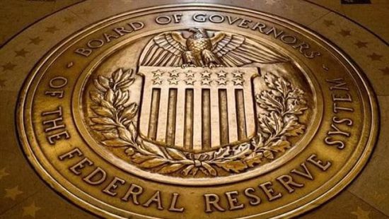 عضو بالفيدرالي الأمريكي يؤكد الالتزام بالسيطرة على معدلات التضخم