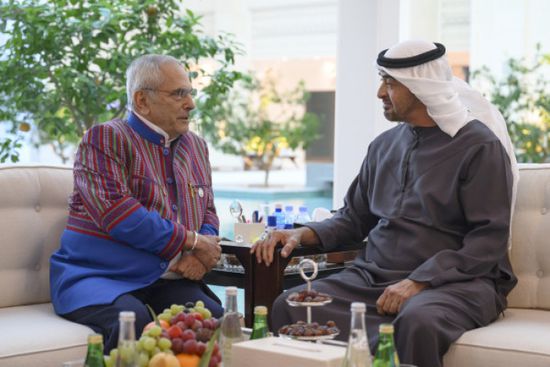 الشيخ محمد بن زايد يستقبل رئيس تيمور الشرقية في قصر الشاطئ