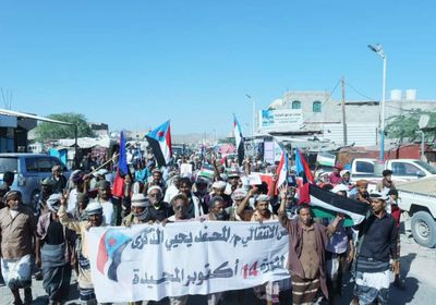 أبين تحيي ذكرى ثورة 14 أكتوبر بمسيرة جماهيرية