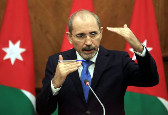 وزير الخارجية الأردني: منع الغذاء والدواء والوقود جريمة حرب وفق اتفاقية جنيف
