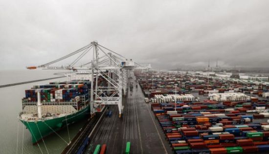 الصادرات الصينية تتراجع في سبتمبر بسبب تعثر الاقتصاد