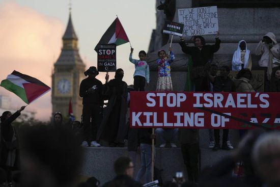 آلاف يشاركون في مسيرة بلندن احتجاجاً على ممارسات الاحتلال في غزة