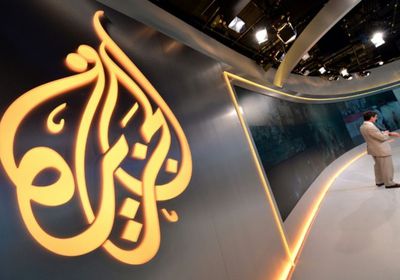 وزير الاتصالات الإسرائيلي يسعى لإغلاق مكتب قناة الجزيرة