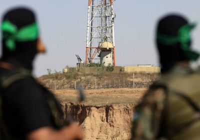 من لبنان.. حماس تقصف مستوطنتين إسرائيليتين بـ20 صاروخا