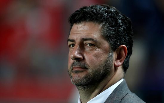 فيتوريا: مواجهة الجزائر مهمة وصعبة على المنتخبين