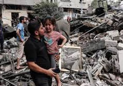 عباس يدعو لفتح ممرات إنسانية عاجلة لقطاع غزة