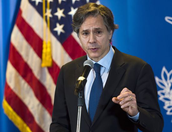 بلينكن يعود إلى إسرائيل بعد جولة عربية لحشد تأييد ضد حماس