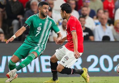 منتخب مصر يتعادل أمام الجزائر بهدف لكل منهما