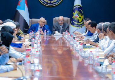 إدارية الجمعية الوطنية تناقش سبل الارتقاء بأداء الوزارات 