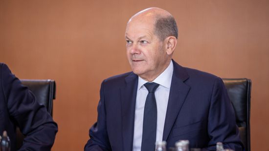 بالعبرية.. شولتس يغرد: زيارتي لإسرائيل هي زيارة لأصدقاء