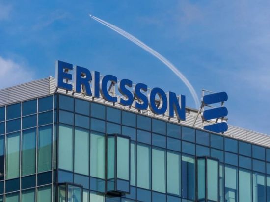 إريكسون تتوقع ضعف أدائها بعام 2024 وسهمها يهبط