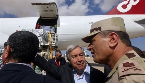 من أمام معبر رفح.. غوتيريش: 2 مليون فلسطيني في غزة يعيشون حصاراً خانقاً