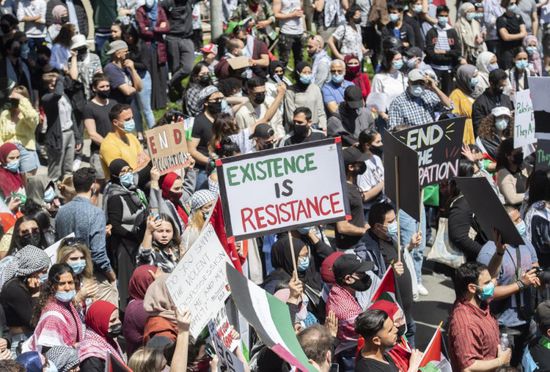 100 ألف متظاهر يشاركون في مسيرة مؤيدة للفلسطينيين في لندن