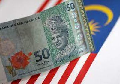 الرينجت الماليزي يهبط لأدنى مستوى منذ الأزمة المالية الآسيوية