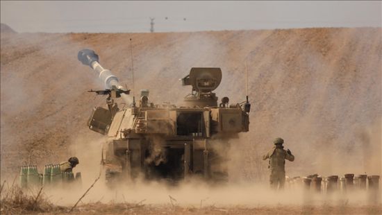 للمرة الثالثة خلال 24 ساعة.. الجيش الإسرائيلي يهاجم مسلحين على الحدود اللبنانية