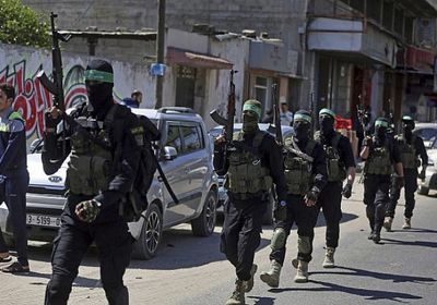 حماس أطلقت سراحهما.. إسرائيليتان تنتقلان إلى منشأة طبية