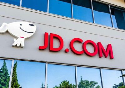 انهيار سهم "JD" يهوي بثروة مؤسسها بأكثر من النصف
