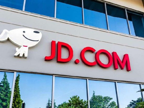 انهيار سهم "JD" يهوي بثروة مؤسسها بأكثر من النصف